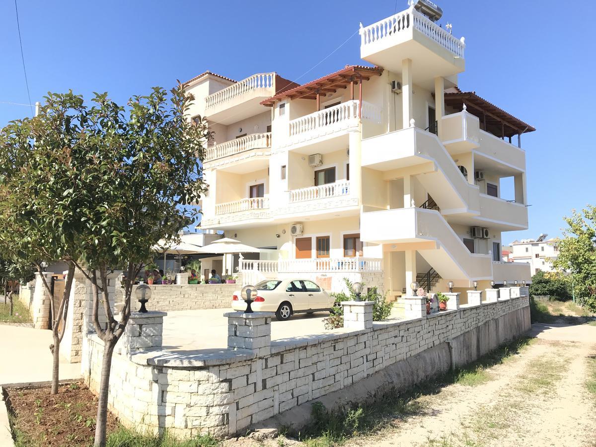 Apartments Luis Ксаміл Екстер'єр фото